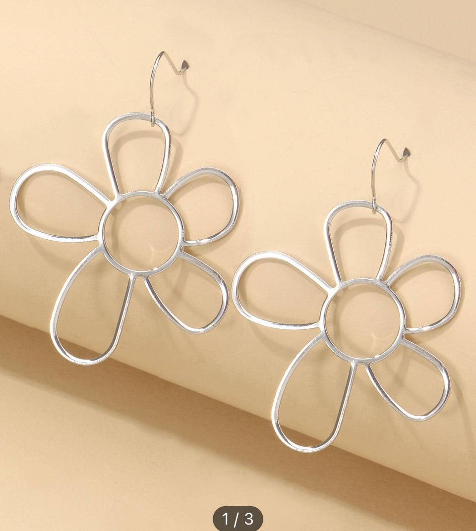 Silver Flower Earrings